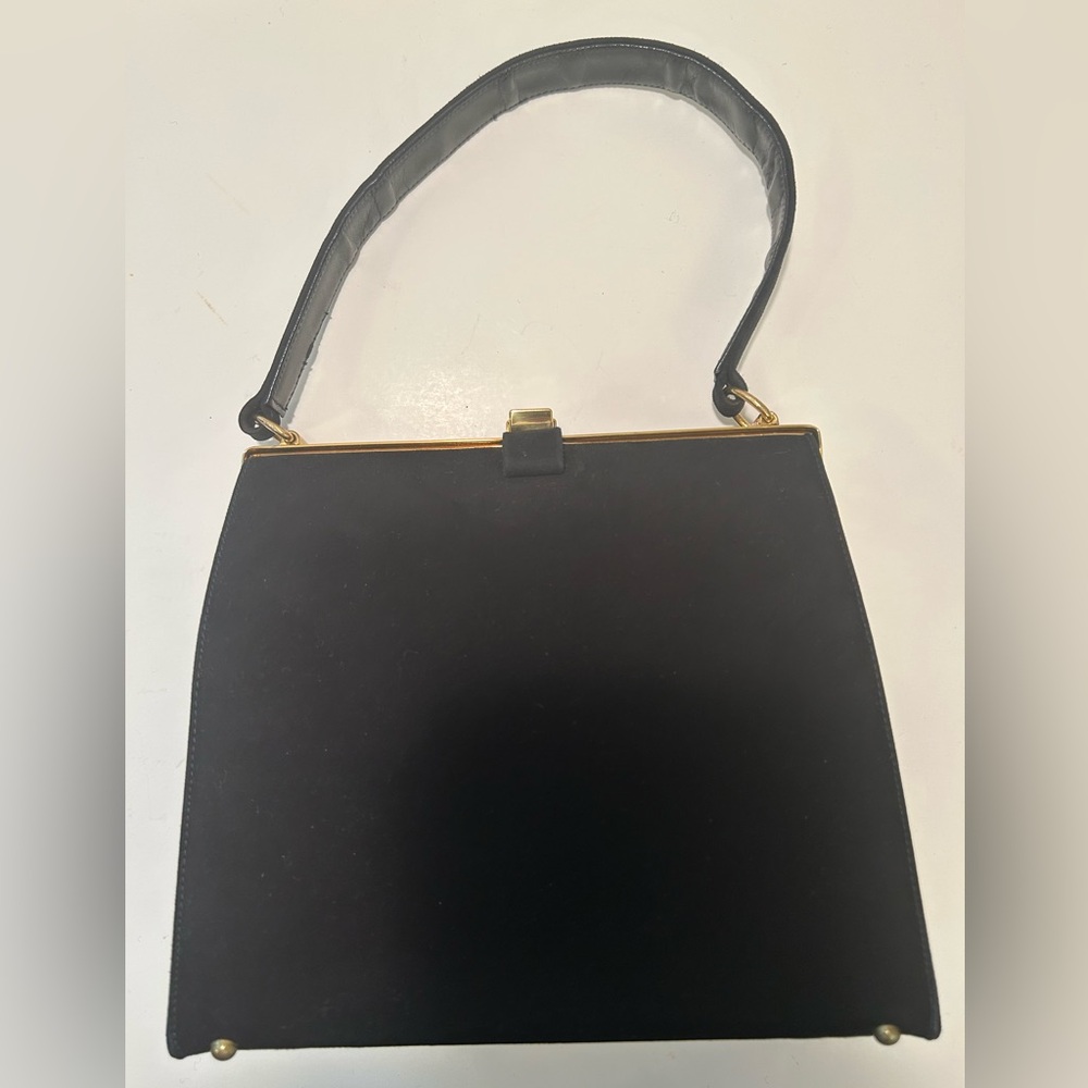 Elegant Black Vintage Velvet Handbag by Jana